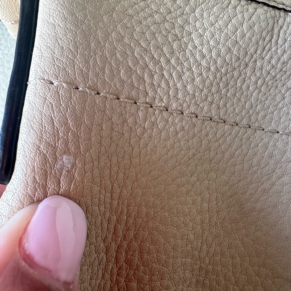 Coach Pebbled Leather Hobo Shoulder Bag | Beige Neutral | Authentic - Picture 5 of 9